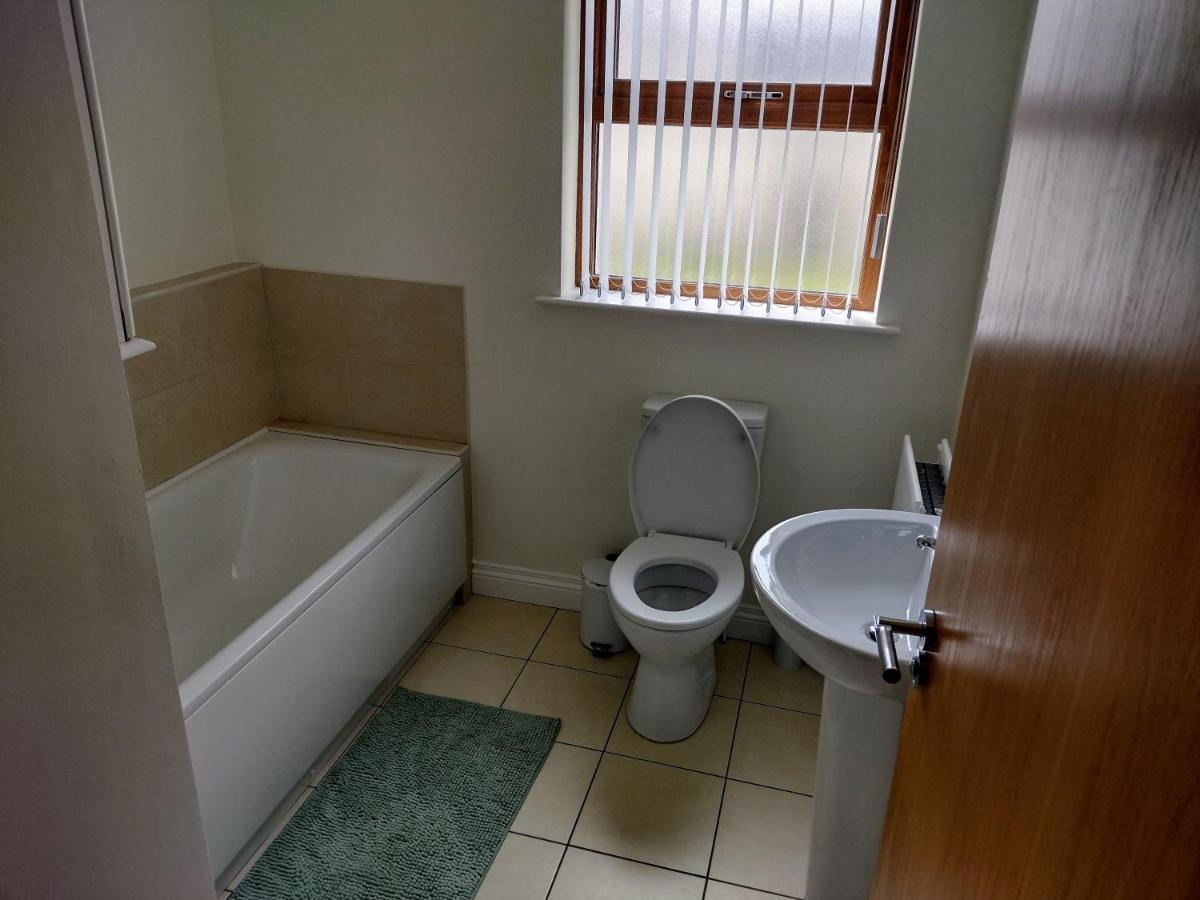Mournes Snug Villa Newcastle  Eksteriør billede