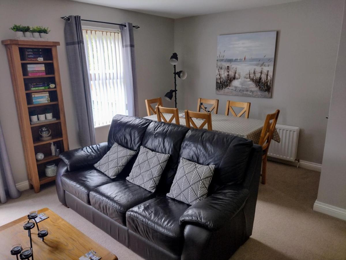 Mournes Snug Villa Newcastle  Eksteriør billede